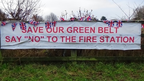 photo 11 Land off Saughall Massie Road Saughall Massie 13th December 2016 SAVE OUR GREEN BELT SAY NO TO THE FIRE STATION banner