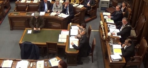 A farce at Wirral Council’s public question time (Act 1, Scene 1) No microphone, silent musical chairs & no answers