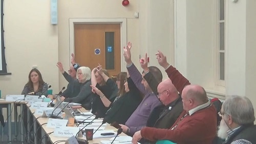 Adult Care and Health Overview and Scrutiny Committee (Wirral Council) 28th November 2018 Councillors vote for further scrutiny on pooled budgets